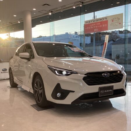 インプレッサ展示中！